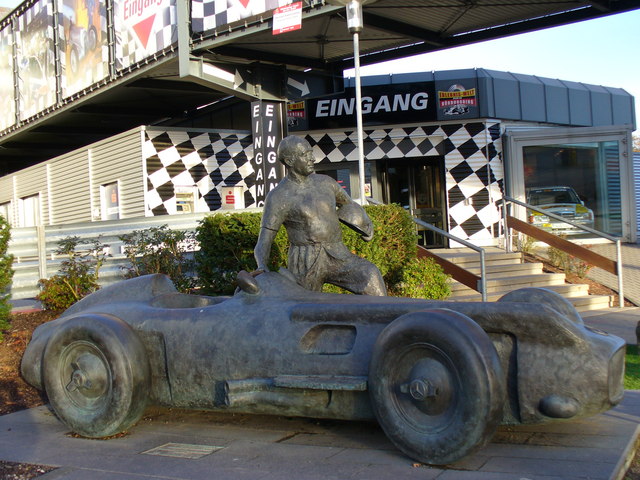 Fangio Statue, Nuerburgring