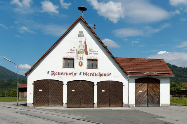 Benediktbeuern: Feuerwehrhaus
