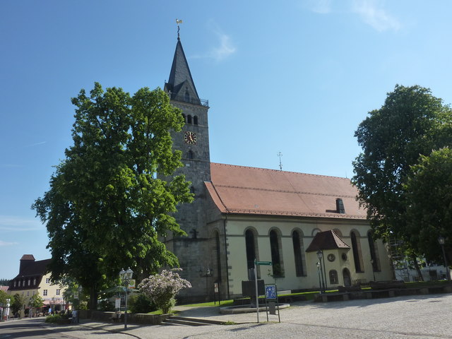 Welzheim: Kirche