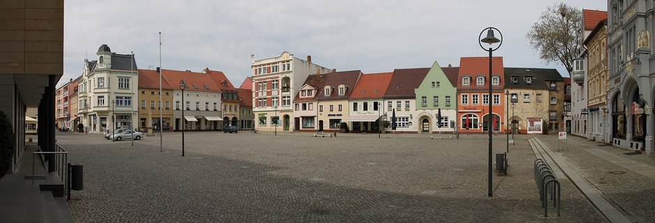Senftenberg: Blick über den Marktplatz