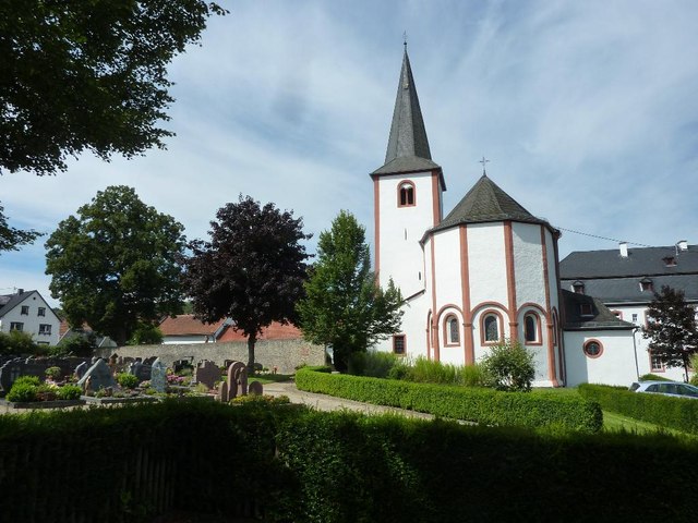 Klosterkirche in Niederehe (Vulkaneifel)