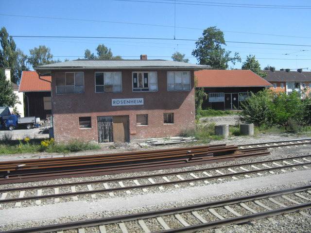 Rosenheim - ehemaliges Stellwerk (Rosenheim - former signalbox)