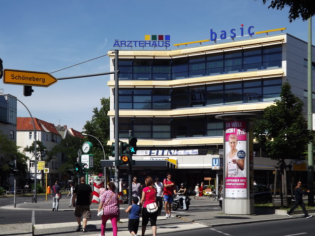 Steglitz - Walther-Schreiber-Platz