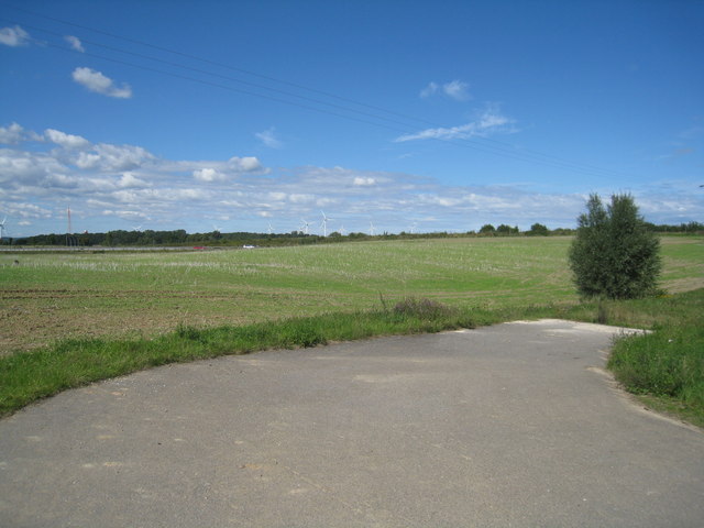Ackerland südlich von der A20