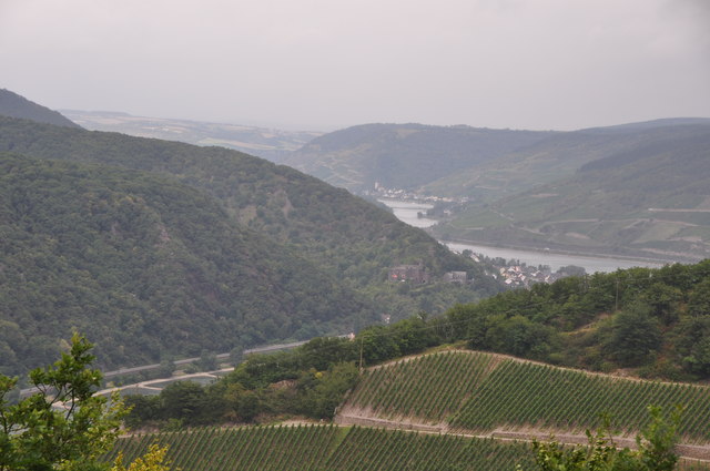 Rheingau-Taunus-Kreis : The River Rhine Valley