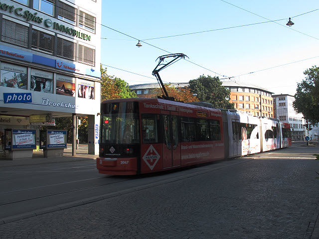 Moderne Strassenbahnwagen in Bremen (Modern tram in Bremen)