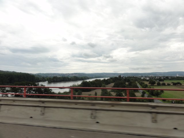 Rheintal bei Koblenz-Kesselheim, Autobahn A48/E44 (Rhine valley near Koblenz-Kesselheim, Motorway A48/E44)