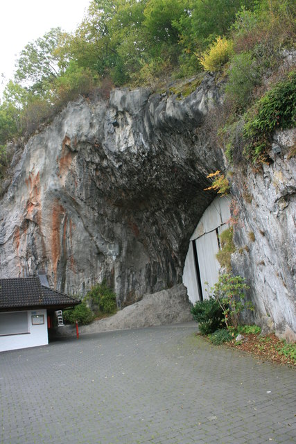 Eingang der Balver Höhle