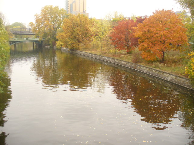 Landwehrkanal - Hallesches Ufer