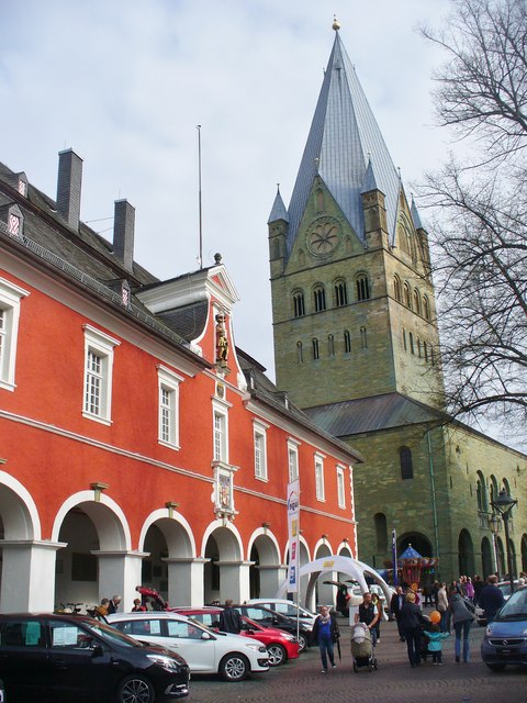 Soest - Rathaus mit Dom (Town Hall and Cathedral)