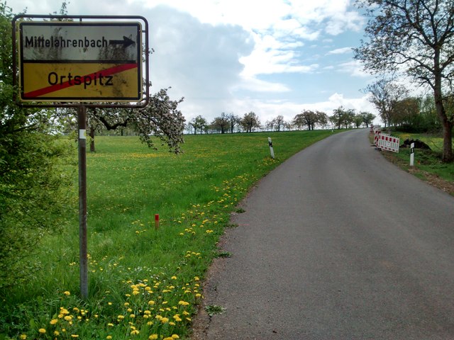 Ortsausgang von Ortspitz Richtung Mittelehrenbach