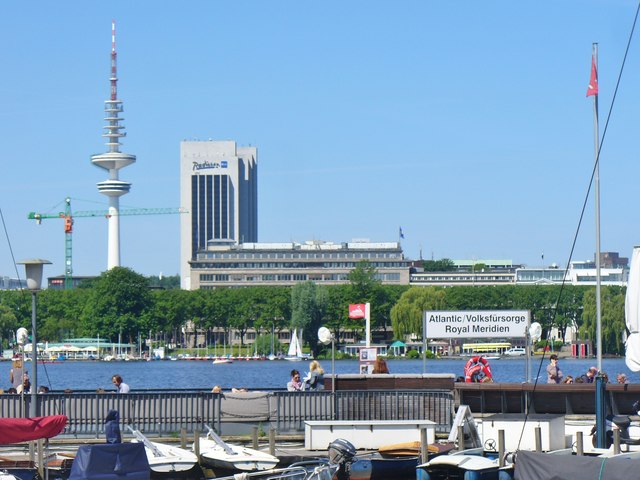 Hamburg - Atlantic/Volksfuersorge Royal Meridien (Atlantic / Royal Meridien Pier)