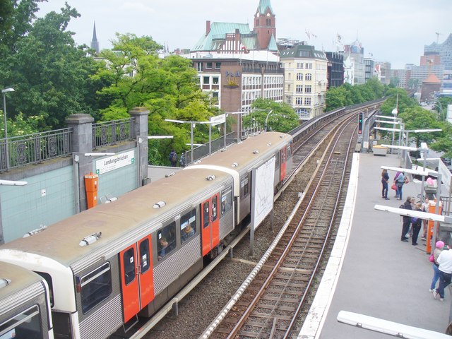 Hamburg - Bahnhof Landungsbrücken