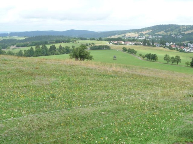 Farmland above Cursdorf