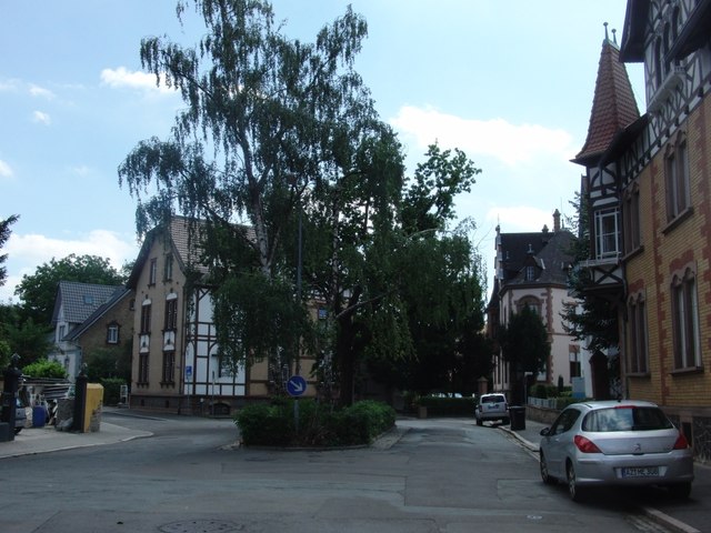 Alzey, Schillerplatz