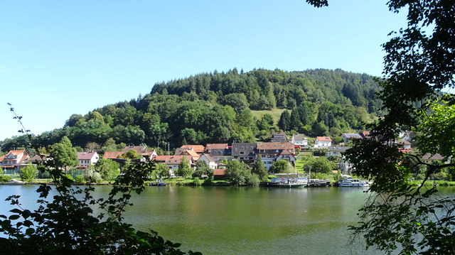 Blick über den Neckar auf Lindach
