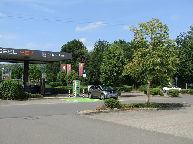 Bad Bergzabern - Tankstelle (Petrol Station)
