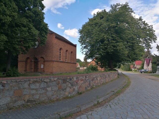 Kemlitz - Dorfweg