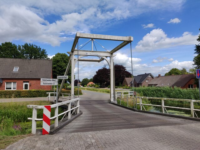 Klappbrücke in Ostgroßefehn